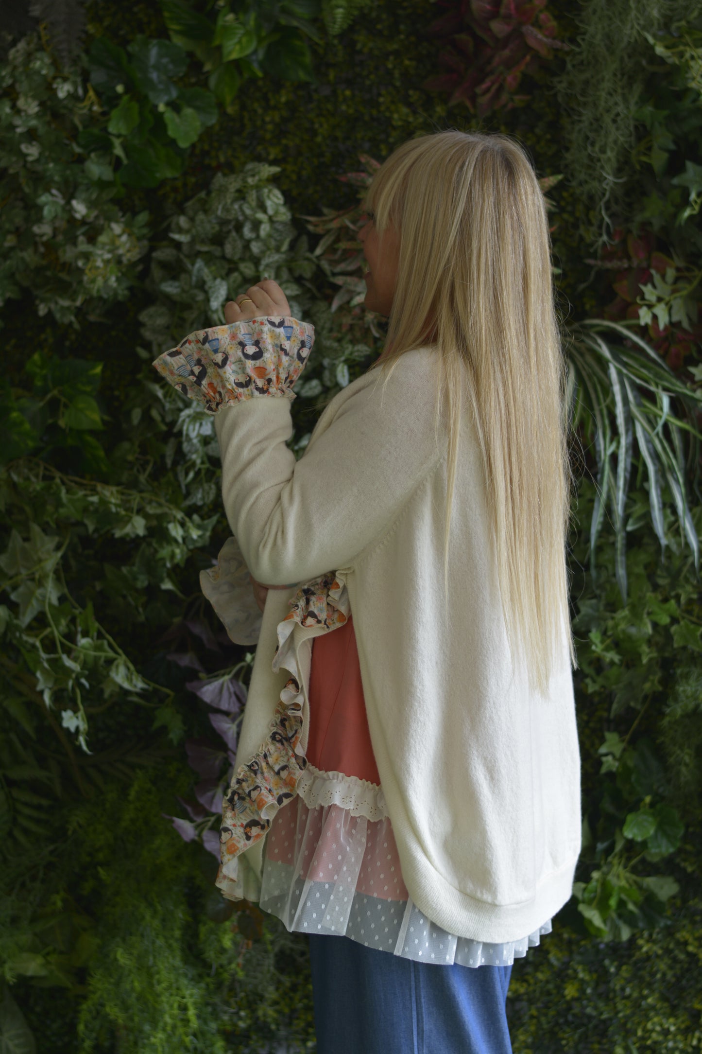 Camisola Lambezul Cru Bolso Bonecas