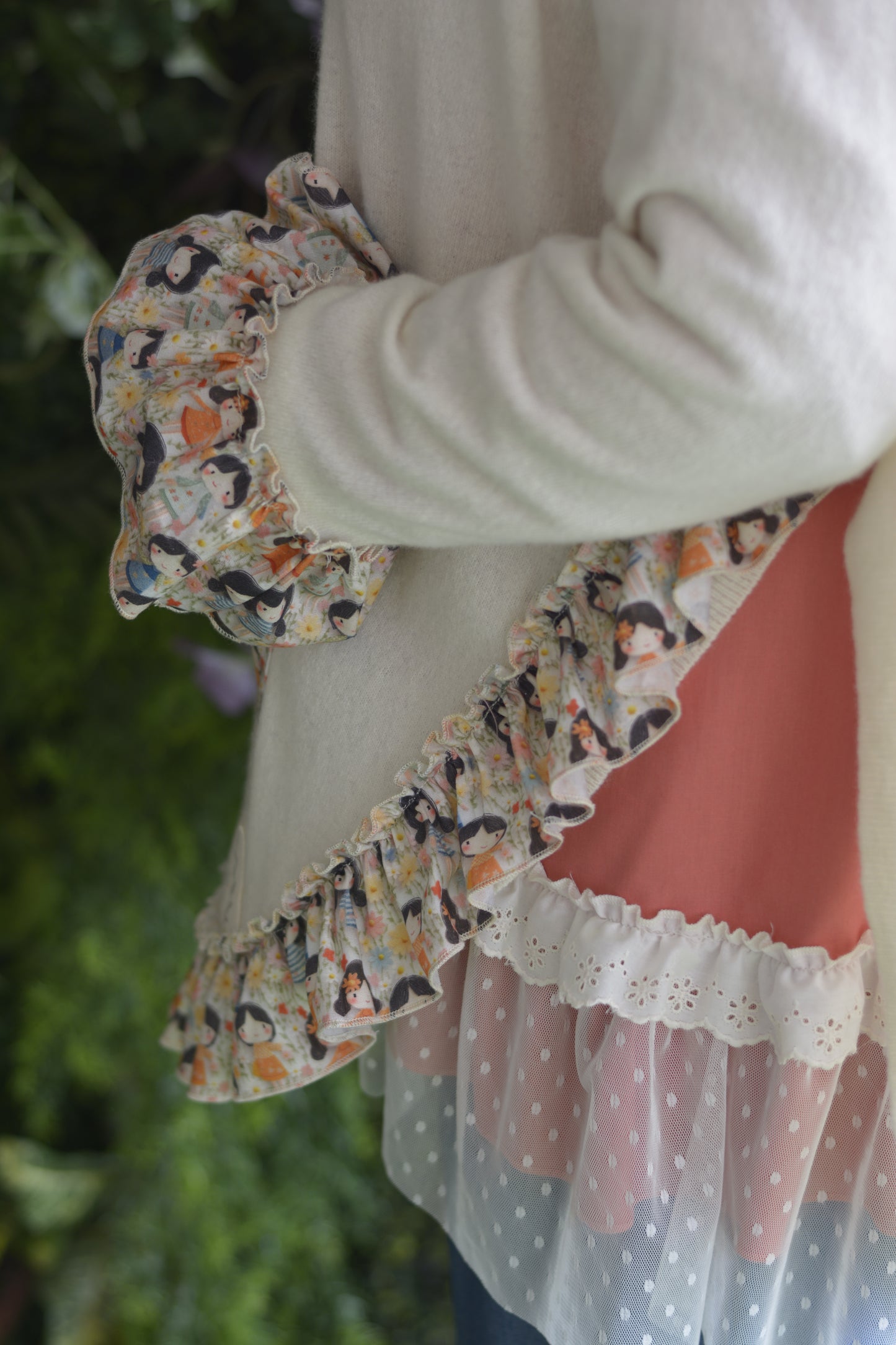 Camisola Lambezul Cru Bolso Bonecas