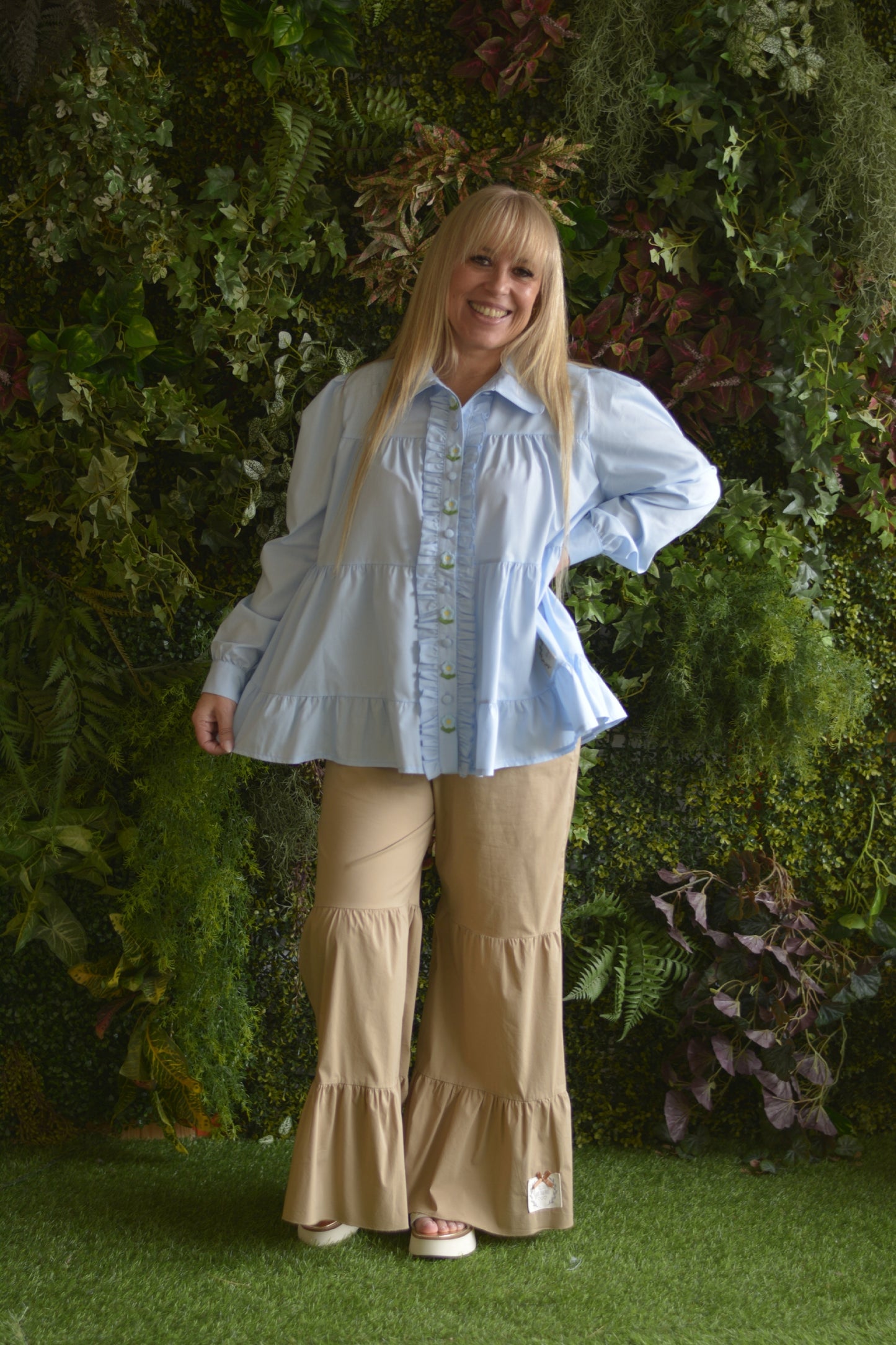 Pantalonas creme