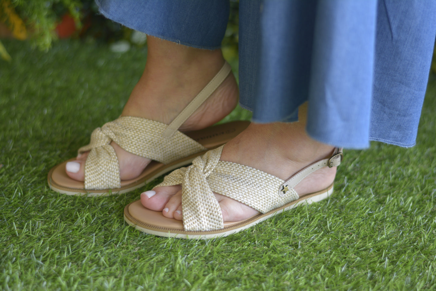 Sandálias Cubanas rasa creme