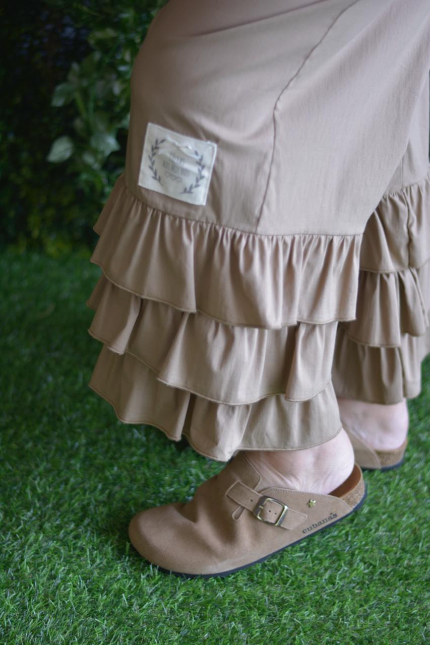 Pantalonas folhos creme