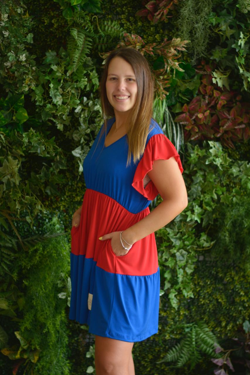 Vestido curto azul e vermelho