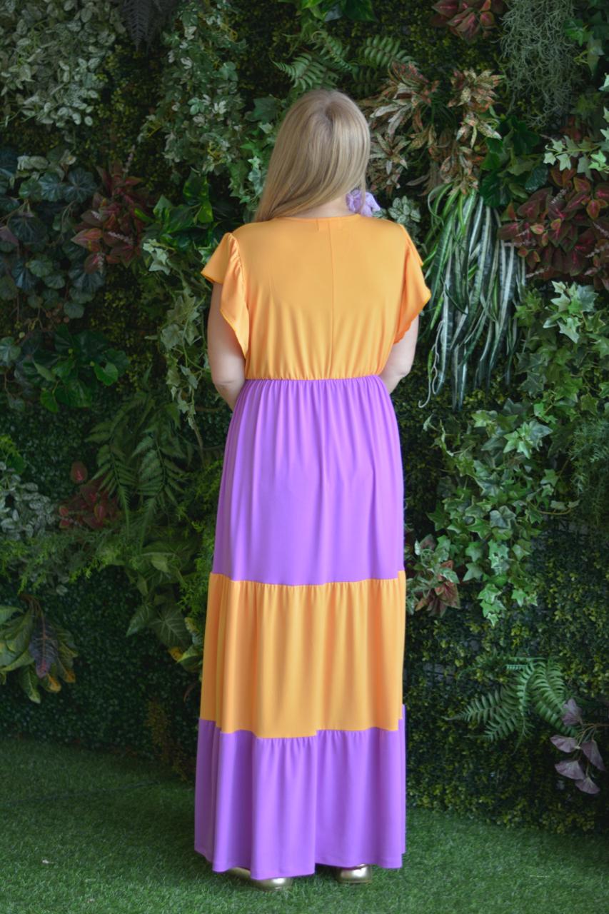 Vestido lilás e laranja