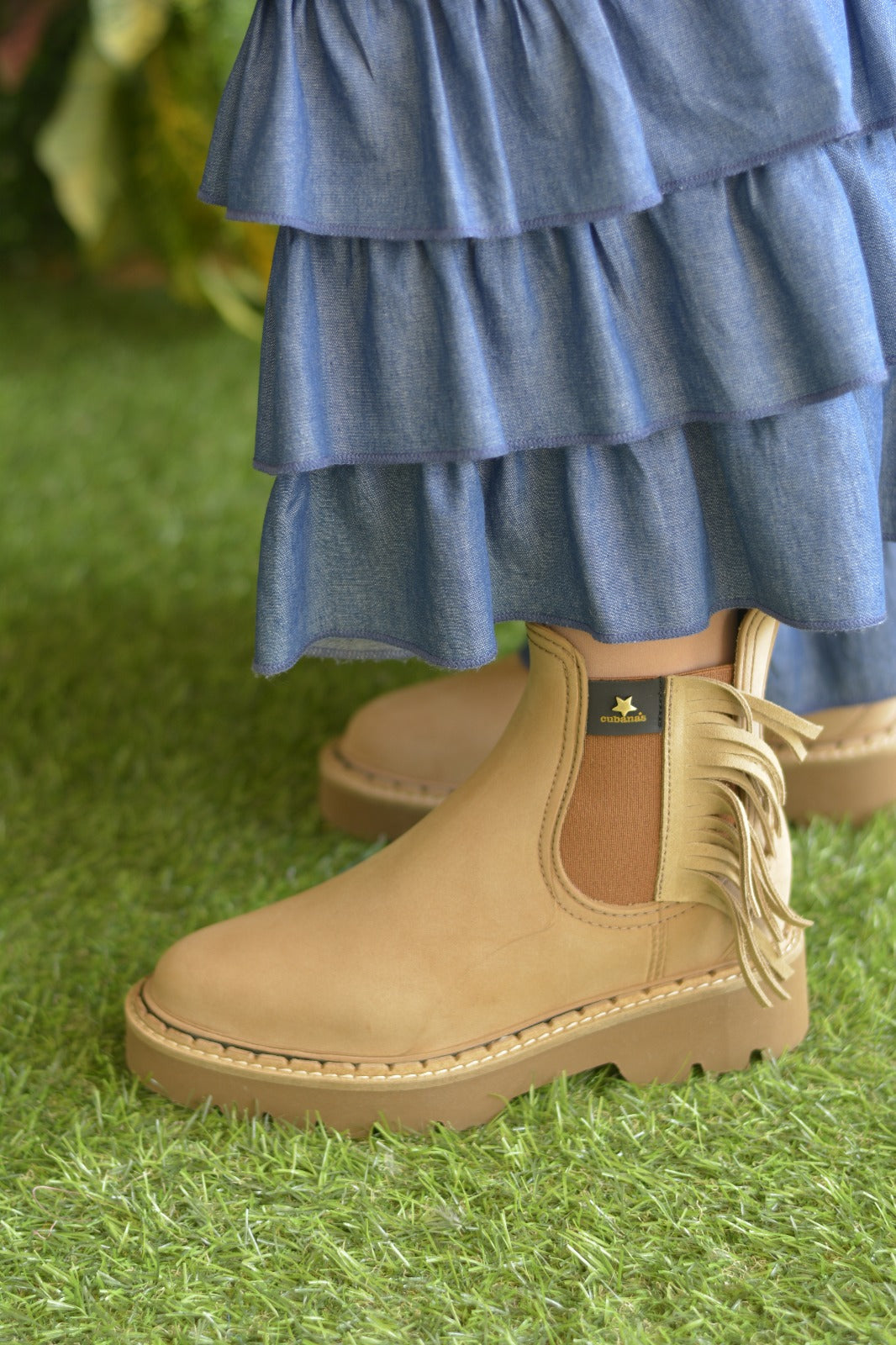 Galochas Cubanas Camel com Franjas