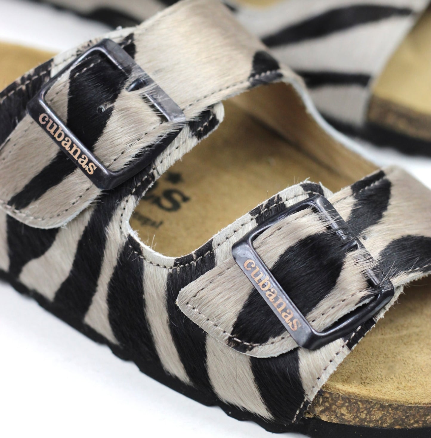 Sandálias Cubanas em animal print com duas tiras
