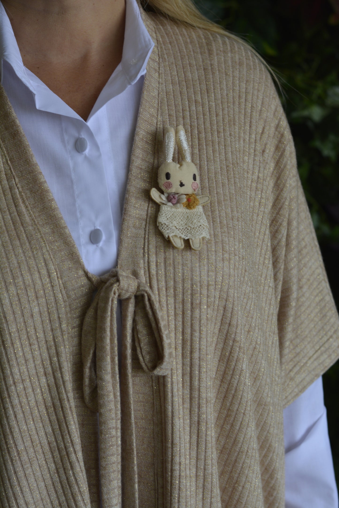 Kimono Camel com Fio Dourado