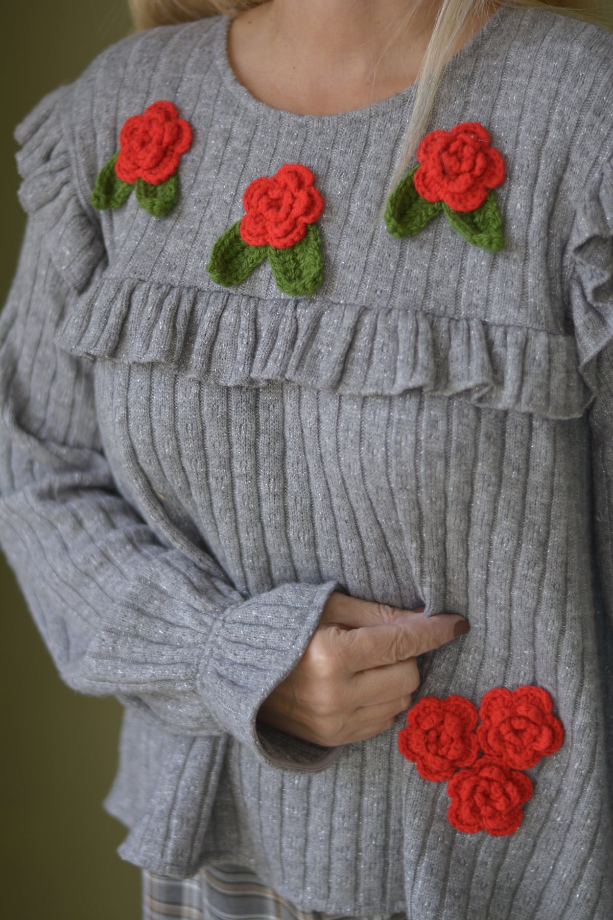 Camisola Cinza com Aplicação Flores