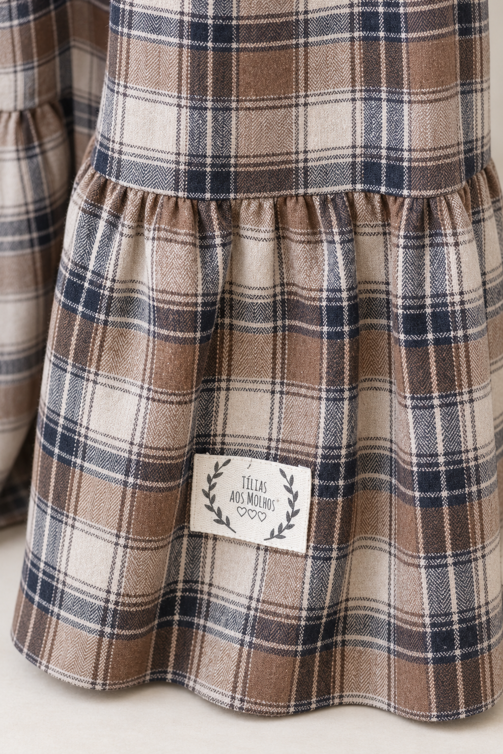 Pantalonas Quadrados Castanhos