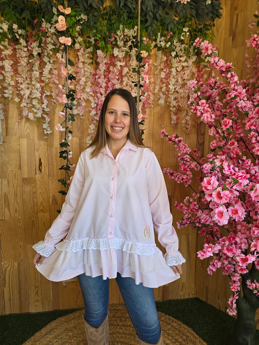 Camisa rosa bebé com tule