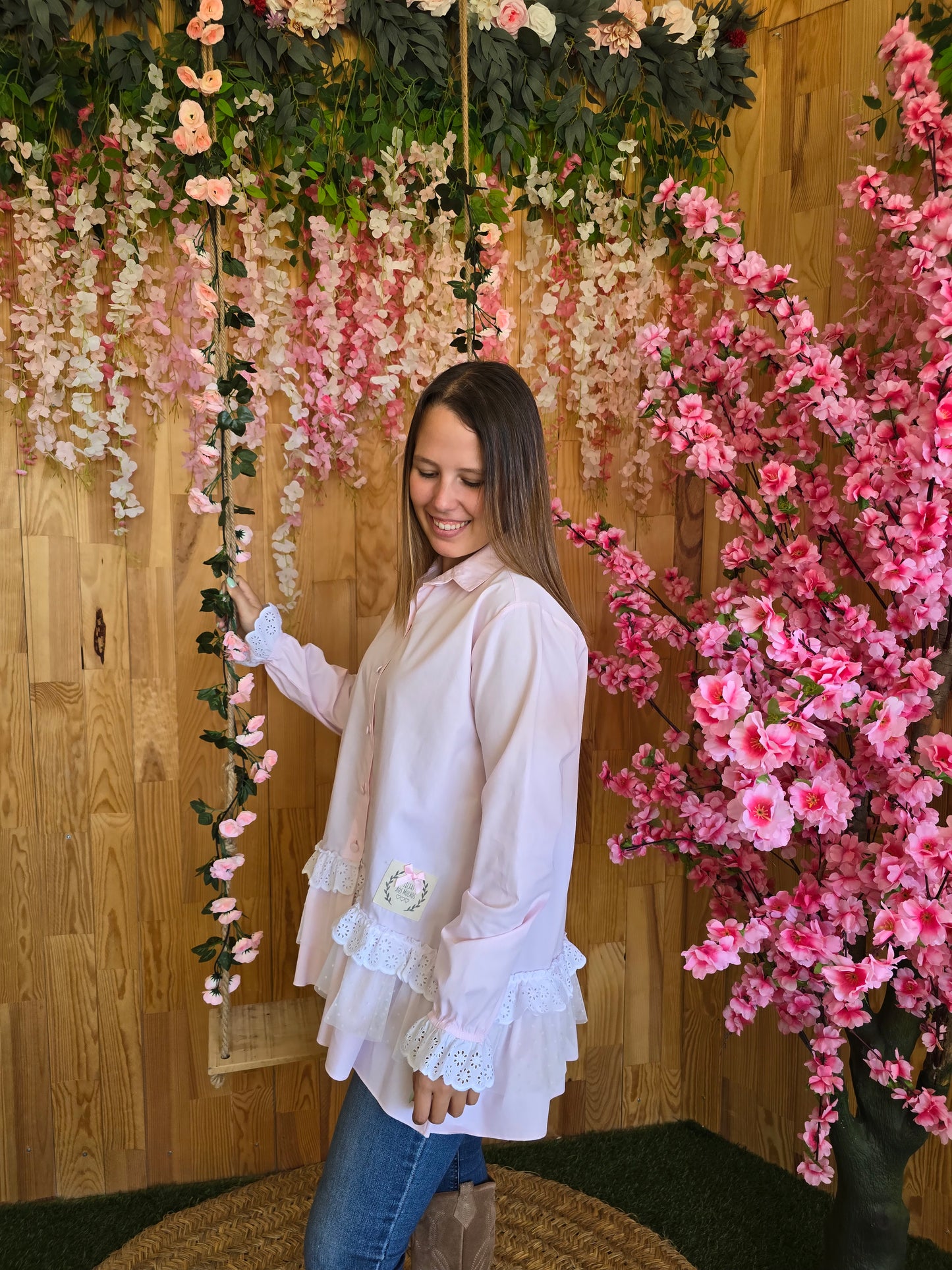 Camisa rosa bebé com tule