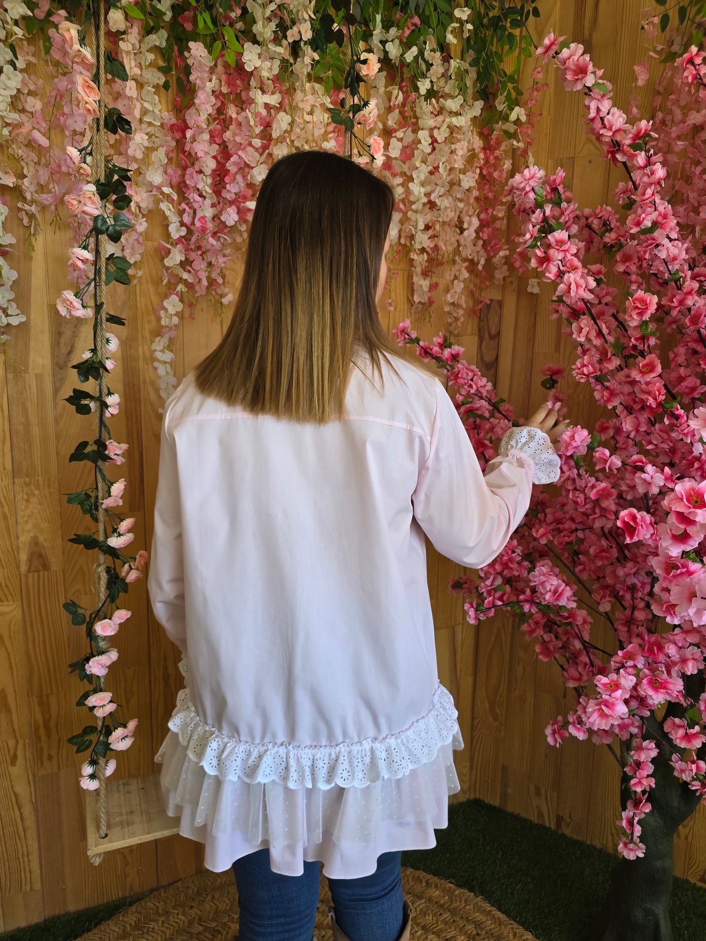 Camisa rosa bebé com tule