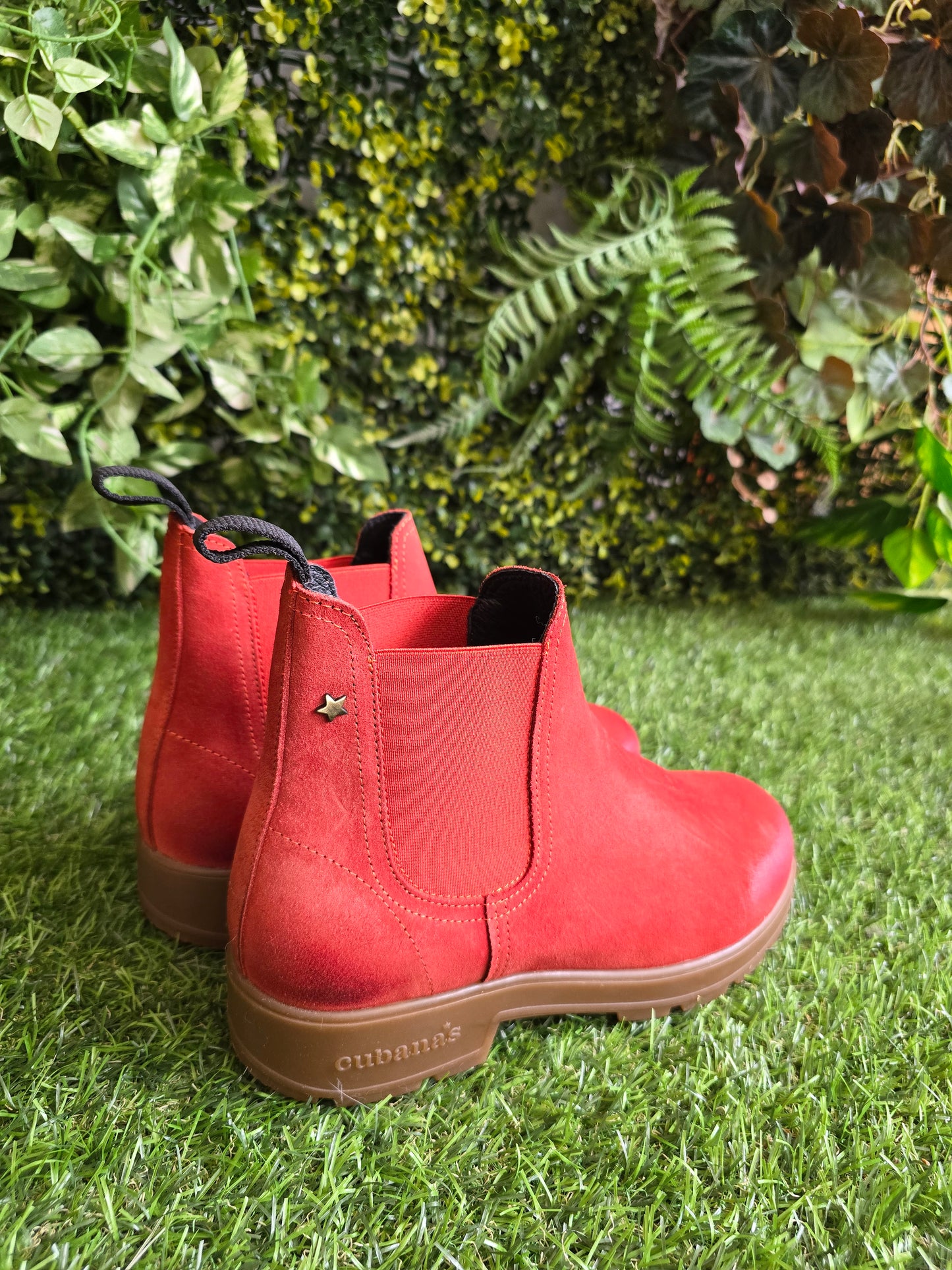 Botas Cubanas em Camurça Vermelha