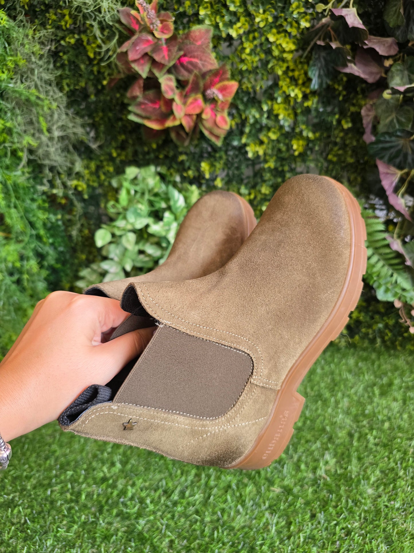 Botas Cubanas em Camurça Verde