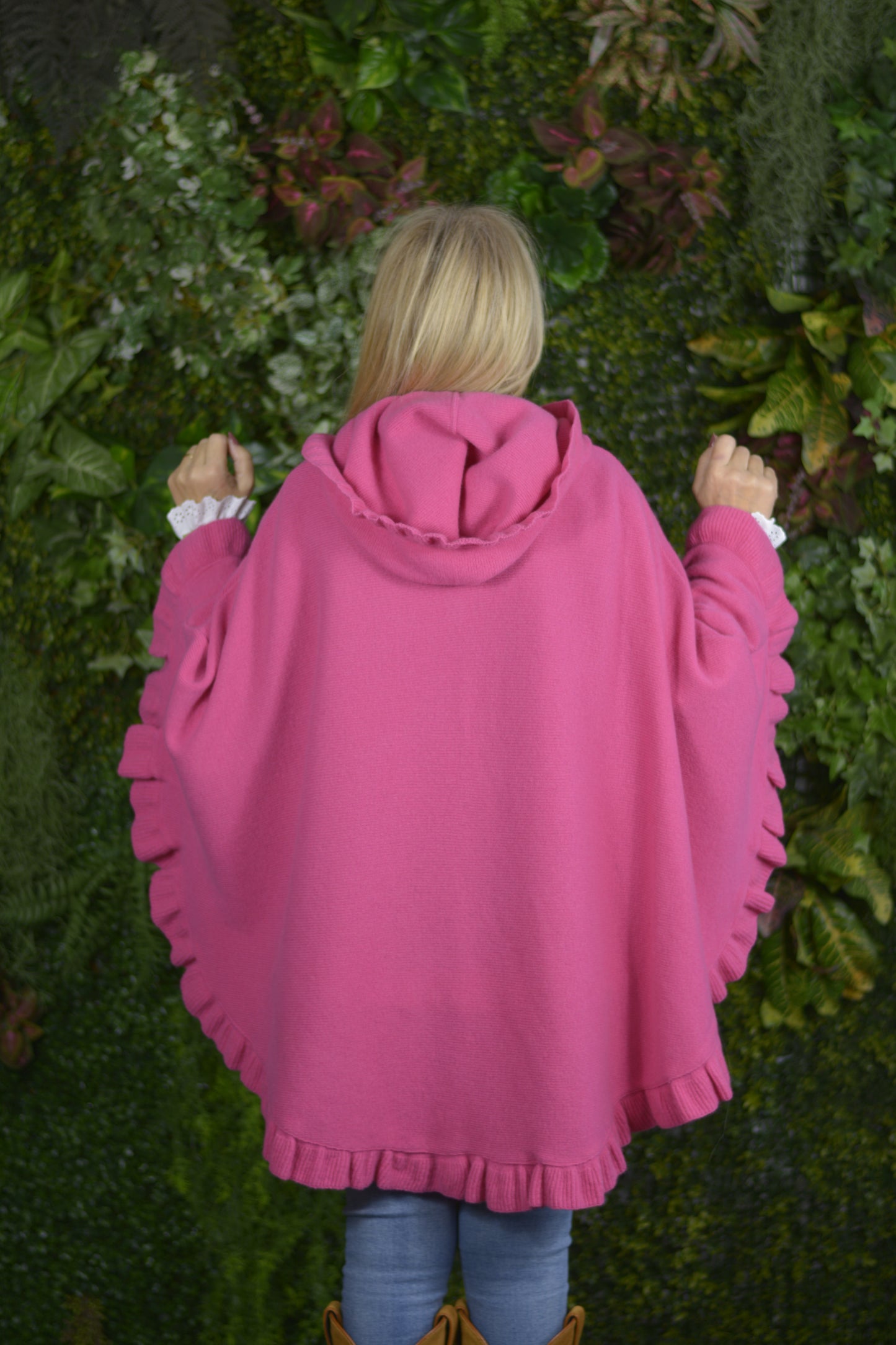 Poncho Lambezul Fuschia