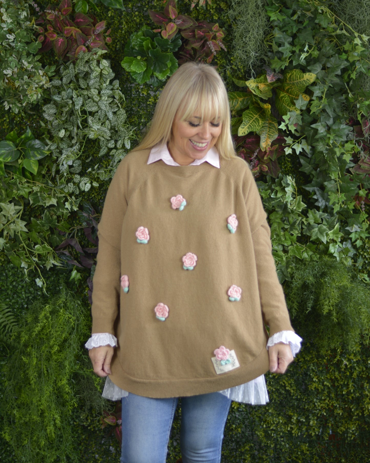 Camisola Lambezul Creme Flores