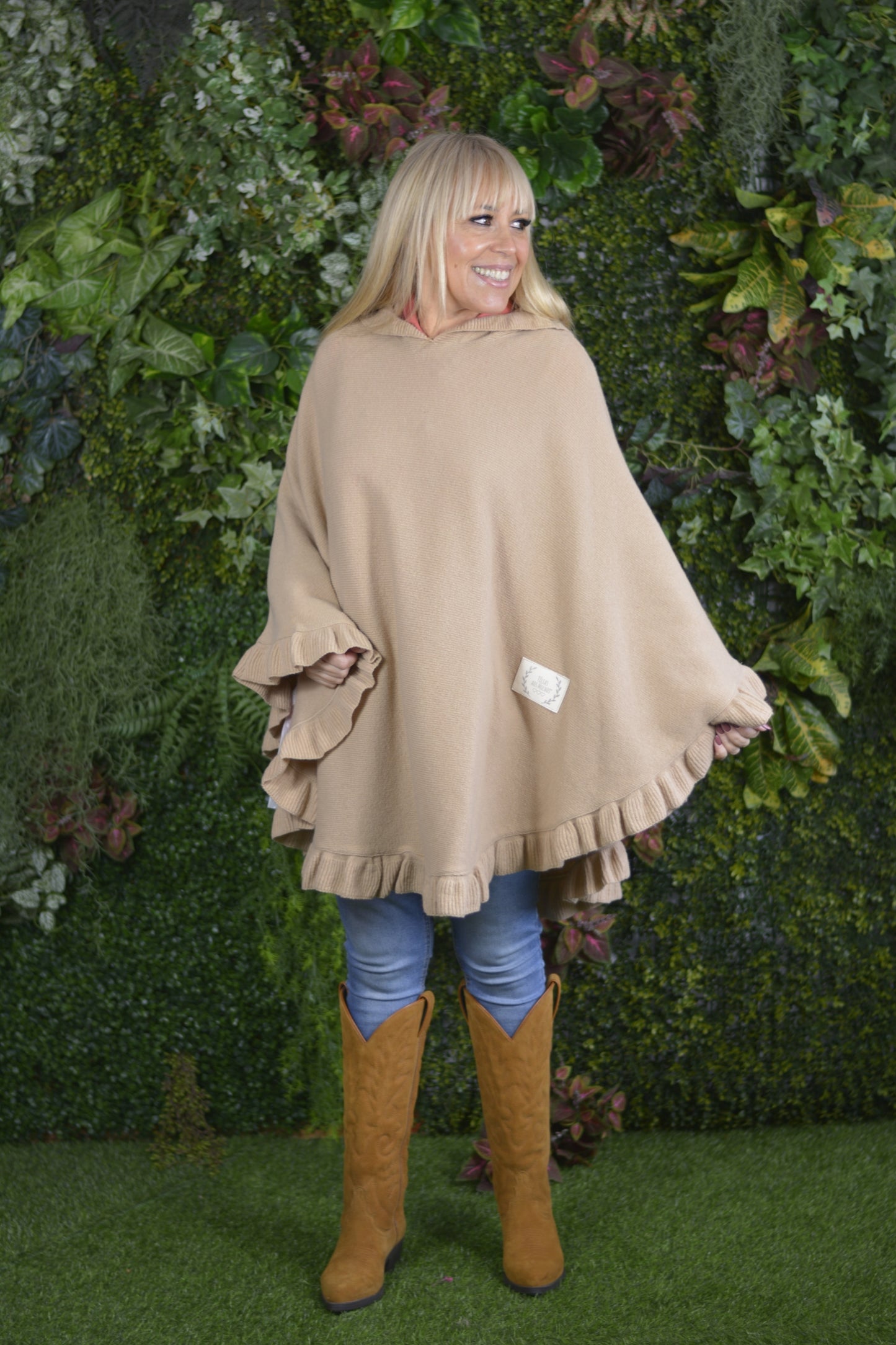 Poncho Lambezul Creme