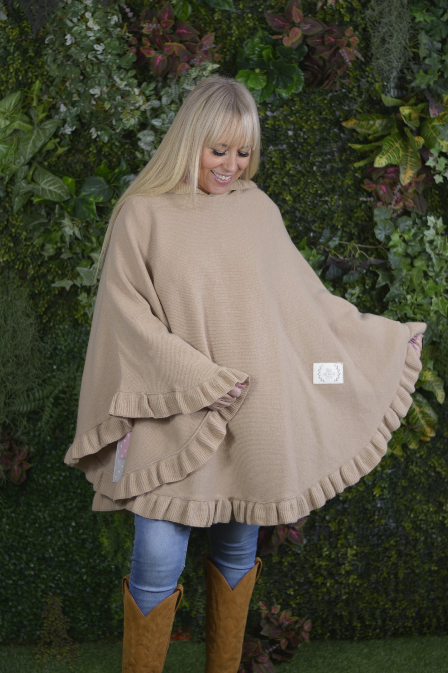 Poncho Lambezul Creme