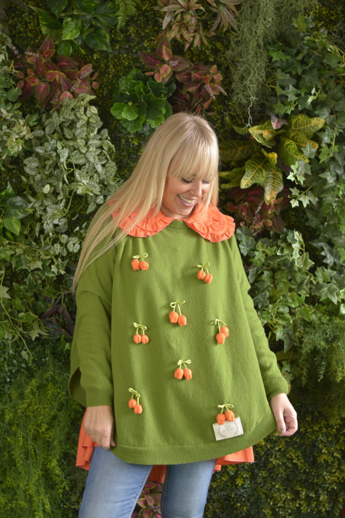 Camisola Lambezul Verde Flores Laranja