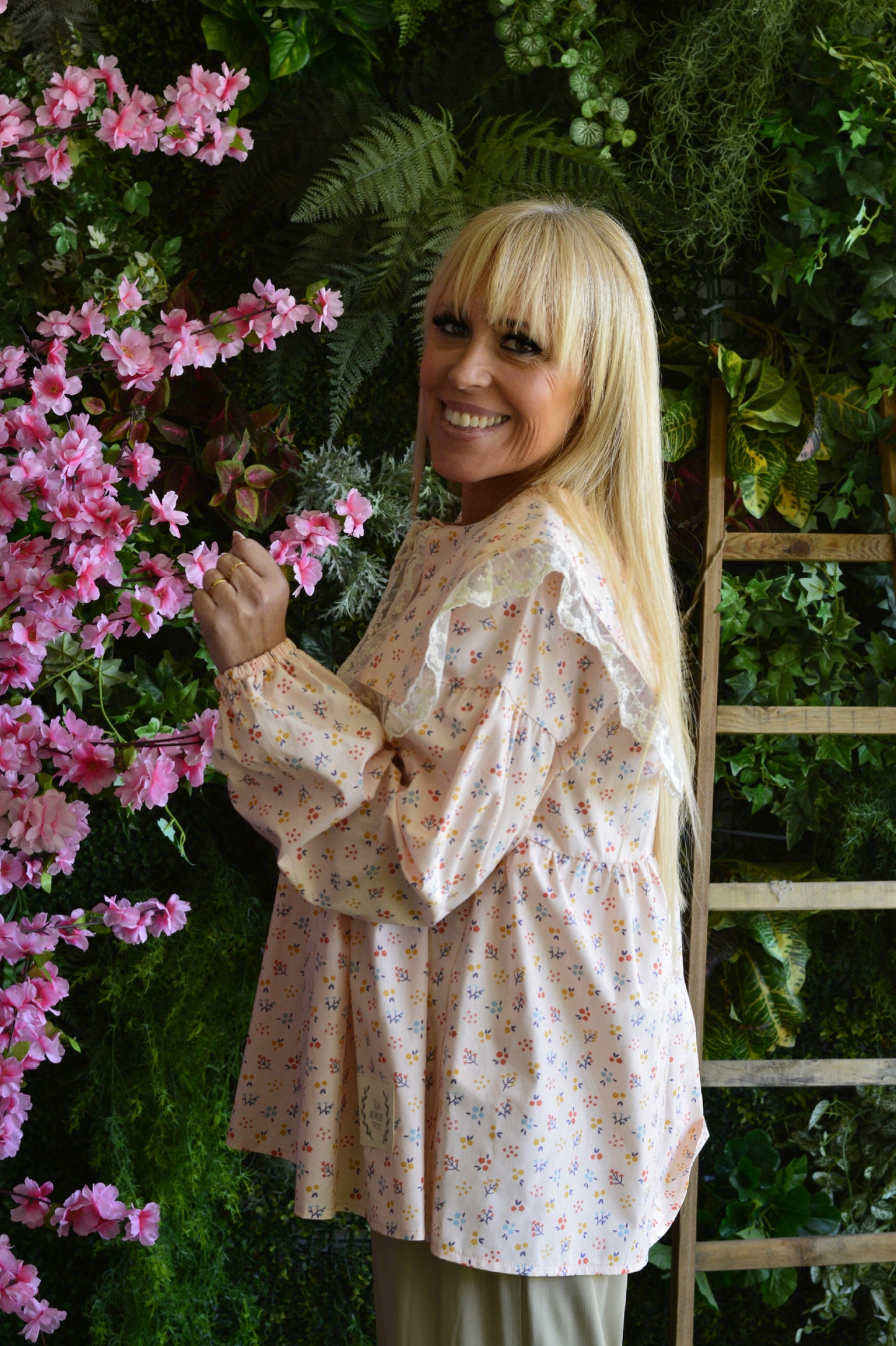 Túnica Salmão Flores