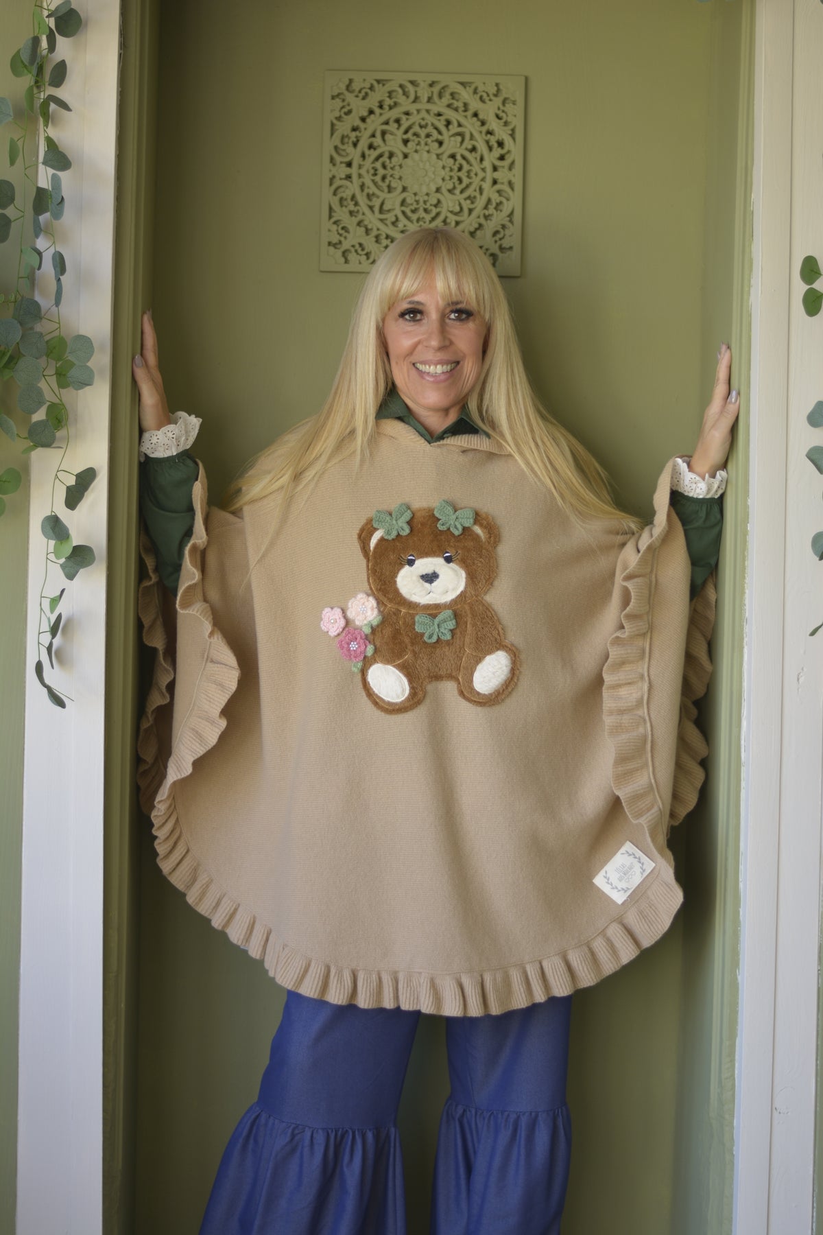 Poncho Lambezul Creme Ursa