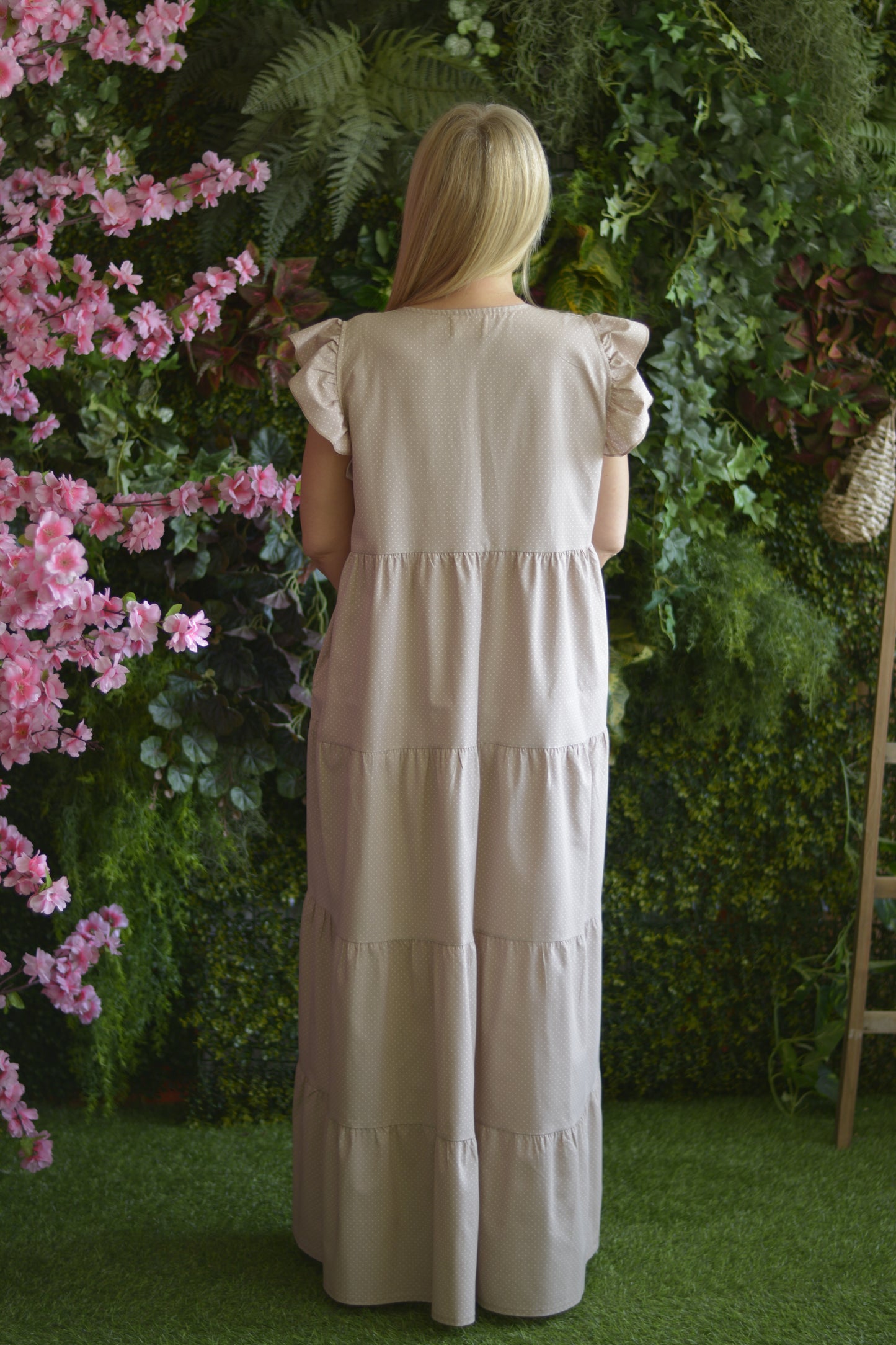 Vestido Creme Pintinhas Brancas