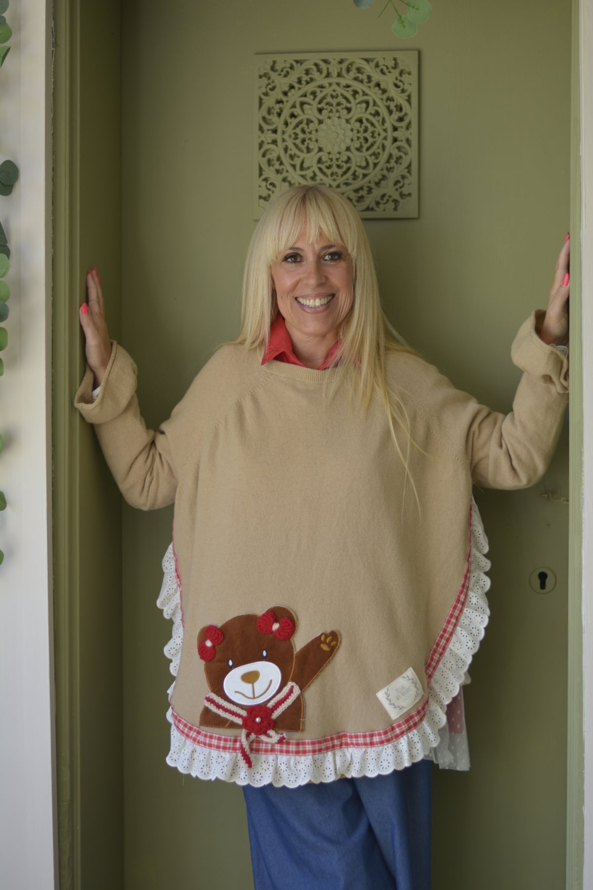 Camisola Lambezul Redonda Creme Ursa