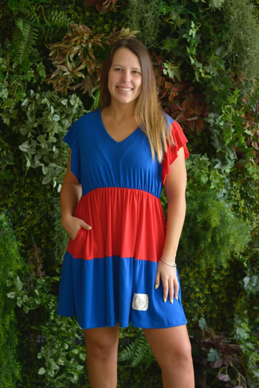 Vestido curto azul e vermelho