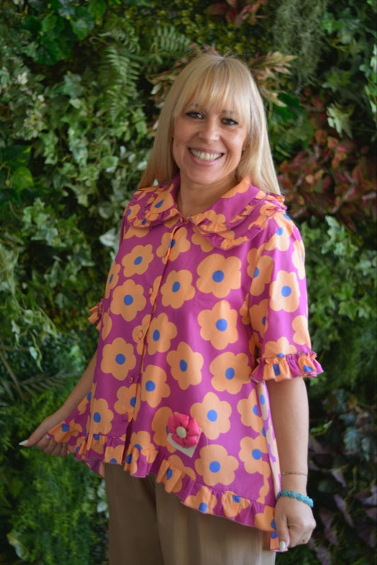 Camisa beringela flores laranja