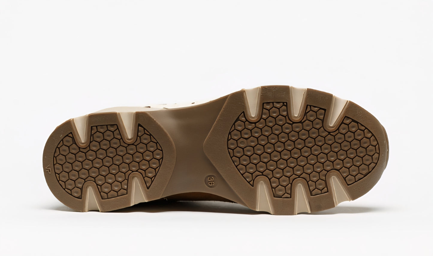 Ténis Cubanas em Camurça e Pêlo Animal Print