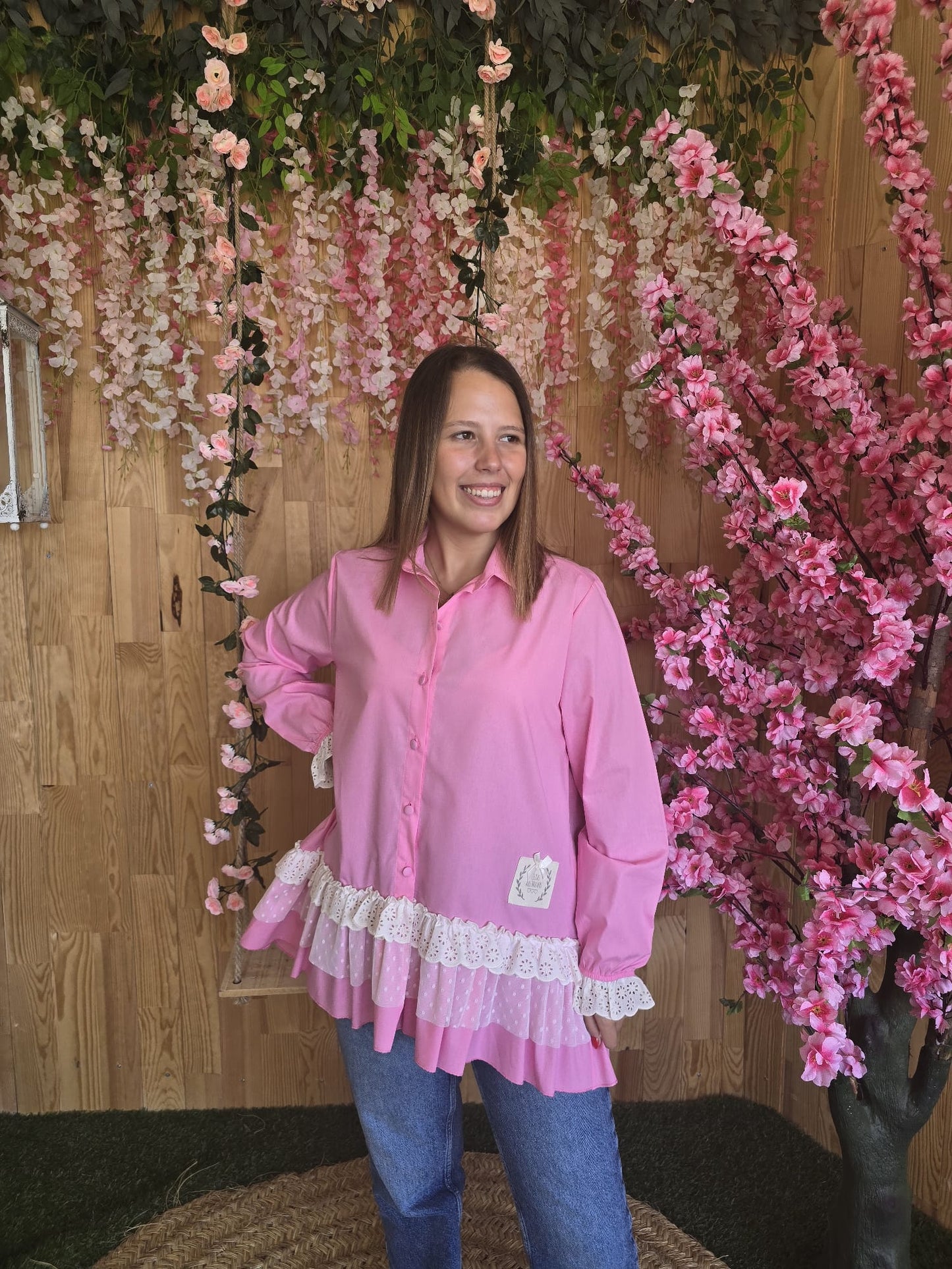 Camisa rosa com tule