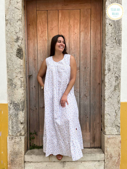 Vestido branco flores